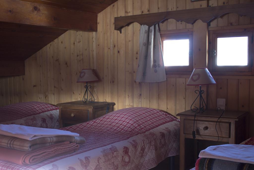 Chalets Savoie Les Chalets D'Heidi Notre-Dame-de-Bellecombe Cameră foto